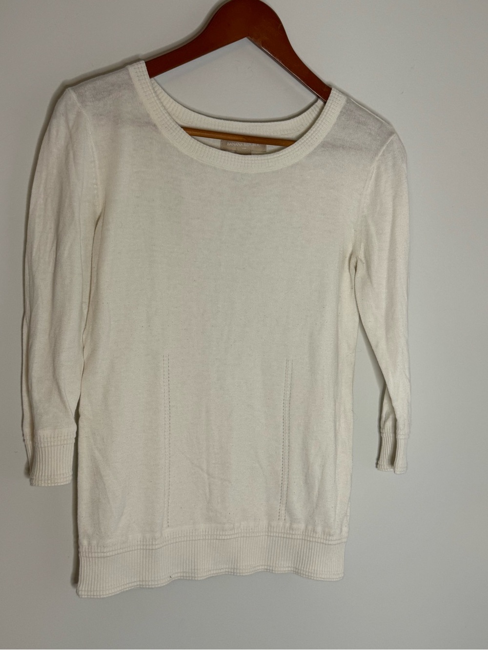 Banana Republic Cream Crewneck Knit Sweater